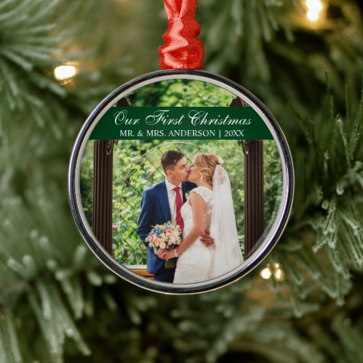 Ornement En Métal Élégant Script vert Notre premier Noël (Arbre)