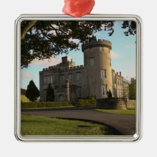 Ornement En Métal En Irlande, l'entrée côté château de Dromoland