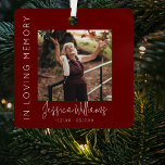 Ornement En Métal En Souvenir Affectueux | Collage de 5 Photos | Mém<br><div class="desc">Créez un souvenir mémorial pour honorer votre proche avec notre ornement de Noël personnalisé. Le design comprend une grande image sur le devant, avec leur nom et des dates importantes inscrits, ainsi qu'un collage de 4 photos supplémentaires au dos. Un beau message, "En mémoire aimante", est également inscrit sur le...</div>