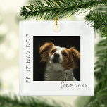 Ornement En Métal Feliz Navidog | Arbre de Noël pour animaux<br><div class="desc">Inclure vos animaux de compagnie avec nos ornements de Noël Feliz Navidog ! Ces décorations amusantes arborent une photo attachante de votre chien bien-aimé, un message de bienvenue modèle qui dit "Feliz Navidog", et personnalisée avec votre nom d'animal de compagnie et l'année. Célébrez l'esprit de Noël et créez des souvenirs...</div>