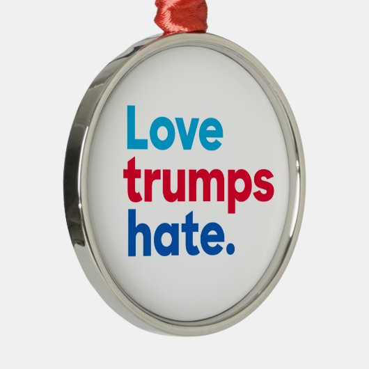 Ornement En Métal "Haine d'atouts d'amour " (Droite)