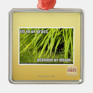 Ornement En Métal im dans l'herbe d'ur
