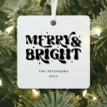Ornement En Métal Joyeux et lumineux Noël rétro<br><div class="desc">Festive Merry & Bright Retro Typographie,  Ornement de Noël.</div>