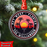 Ornement En Métal Key West Florida Retro Sunset Palm Tree 60s<br><div class="desc">Key West Beach Florida Vintage 60s Souvenirs. Key West Beach Florida - Retro Tropical Palm Tree 60s Souvenirs design Vintage fait un grand cadeau de Noël ou d'anniversaire pour les fans de Key West Beach plage. Le design rétro de l'ambiance estivale est un cadeau parfait pour les amateurs de voyage...</div>