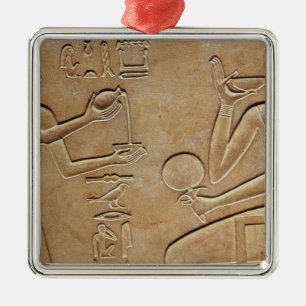 Ornement En Métal La Reine Kawit à sa toilette