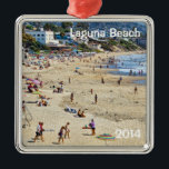 Ornement En Métal Laguna Beach, Orange County, CA<br><div class="desc">L'une des plages les plus populaires de Californie du Sud est Laguna Beach dans le comté d'Orange. La plage est petite et pittoresque avec des boutiques d'art et de plage. Egalement une plage populaire pour voir les dauphins et mares.</div>