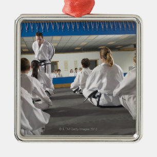 Ornement En Métal Les gens dans une classe du Taekwondo