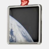 Ornement En Métal L'horizon terrestre et la noirceur de l'espace (Gauche)