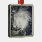 Ornement En Métal L'ouragan Tomas sur les Petites Antilles (Droite)