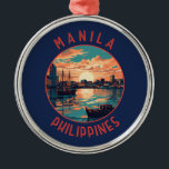 Ornement En Métal Manille Philippines Cercle en détresse rétrograde<br><div class="desc">Manille conception de déplacement vectoriel rétro. Manille,  la capitale des Philippines,  est une ville à la baie densément peuplée sur l'île de Luzon,  qui mélange l'architecture coloniale espagnole avec des gratte-ciel modernes.</div>