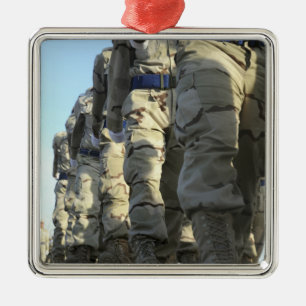 Ornement En Métal Marche des recrues de l'aviation irakienne