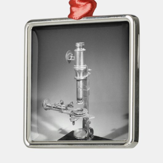 Ornement En Métal Microscope (Gauche)