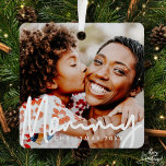 Ornement En Métal Mommy Photo Noël Vacances Moderne Élégant Chic<br><div class="desc">Design est composé de typographie chic moderne avec sans serif et serif police. Ajoutez une photo personnalisée de maman et d'année.</div>