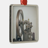 Ornement En Métal Moteur à combustion interne, 1876 (Droite)