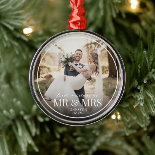 Ornement En Métal Mr & Mrs First Chirstmas Boarder Custom Photo (Arbre)