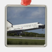 Ornement En Métal Navette spatiale Découverte atterrit sur la piste  (Devant)