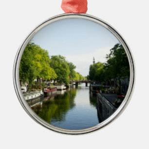 Ornement En Métal Péniches sur un canal d'Amsterdam
