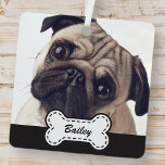 Ornement En Métal Photos d'animaux de compagnie sur Cute Dog Bone Aj<br><div class="desc">Ajoutez le nom de l'animal dans une typographie de script ludique sur une simple plaque de nom d'os de chien. Ajoutez une photo d'animal de compagnie personnalisée.</div>