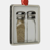 Ornement En Métal Plan rapproché d'un sel et d'un dispositif (Droite)