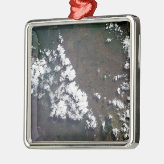 Ornement En Métal Plume monte du volcan Nyiragongo en RDC (Gauche)