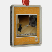 Ornement En Métal Qui a inventé le côté en noir ? (Droite)