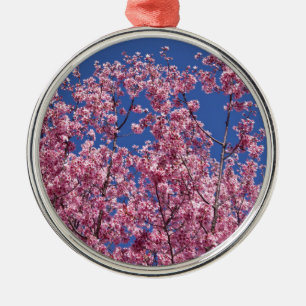 Ornement En Métal Sakura Cerisiers en Fleur Dans Le Bleu