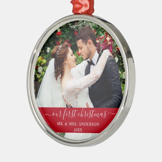 Ornement En Métal Script élégant Notre premier Noël Rouge (Gauche)