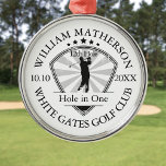 Ornement En Métal Trou en un classique Golf personnalisé<br><div class="desc">Avec un effet de timbre vieilli design rétro classique. Personnalisez le nom,  le numéro du trou de localisation et la date pour créer un grand gardien de golf pour célébrer ce trou fantastique en un. Conçu par Thisisnotme©</div>