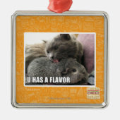 ORNEMENT EN MÉTAL U A UNE SAVEUR (Devant)