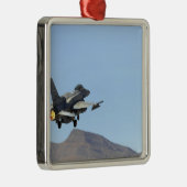 Ornement En Métal Un F-16E des Émirats arabes unis (Droite)