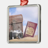 Ornement En Métal Une vieille valise en cuir, un rétro (Gauche)