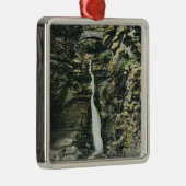 Ornement En Métal Vue de la cascade centrale (Droite)