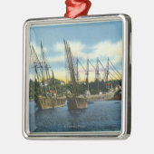 Ornement En Métal Vue de vieux naufrages dans le port (Gauche)