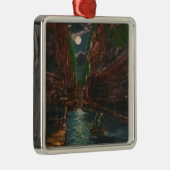 Ornement En Métal Vue éclairée par la lune de la canalisation (Droite)