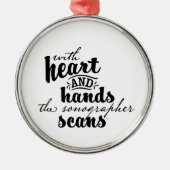 Ornement En Métal With Heart and Hands the Sonographer Scans (Devant)