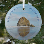 Ornement En Verre Cannon Beach Dé Noël<br><div class="desc">Cannon Beach Daté Ornement en verre de Noël. Personnalisez avec l'année où vous avez visité cet endroit fabuleux.</div>