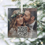 Ornement En Verre Chanson mariage ou Playlist QR Code & Photo Nouvea<br><div class="desc">Célébrez une 1ère fête joyeuse en tant que jeunes mariés avec un élégant décor de Noël en verre carré de code QR interactif. Photo et toute la formulation de ce modèle sont simples à personnaliser. (CONSEIL EN MATIÈRE DE PLACEMENT D'IMAGE : Une façon simple de centrer une image exactement comme...</div>