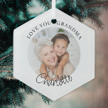 Ornement En Verre Love You Grandma Keepsake Photo<br><div class="desc">This modern Grandma keepsake ornament says "Love you Grandma" and is easily customizable with your name and photo.
It makes a special gift for a special grandparent.</div>