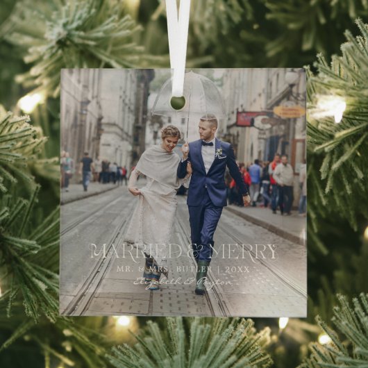 Ornement En Verre Mr. & Mrs. | Married & Merry First Christmas Photo (Insitu)