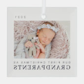 Ornement En Verre Notre premier Noël en grands-parents Moderne Chic (Verso)