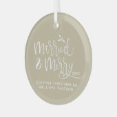 Ornement En Verre Notre premier Noël Marié Joyeux Beige Neutre (Avant gauche)