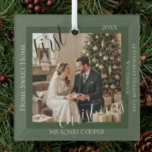 Photo de la première Noël d'un jeune couple dans l