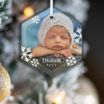 Ornement En Verre Snowflakes Drifting Baby Photo Ajouter Nom et anné<br><div class="desc">Belle décoration de Noël en verre pour célébrer le premier Noël de votre bébé. Ajoutez une photo de votre bébé,  garçon ou fille,  et leur nom et l'année. Des flocons de neige blancs sont imprimés sur votre photo pour lui donner une belle sensation hivernale.</div>