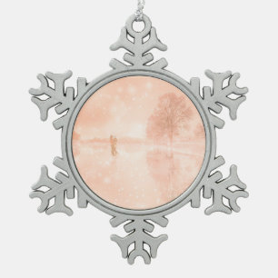 Ornement Flocon De Neige Amateurs sur un étang gelé