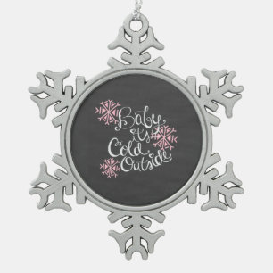 Ornement Flocon De Neige Bébé c'est ornement rose extérieur froid de flo