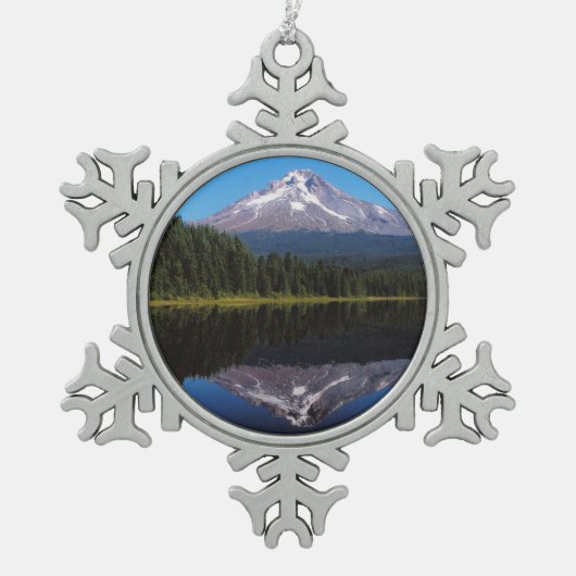 Ornement Flocon De Neige Capot de bâti reflété dans le lac (Devant)