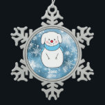 Ornement Flocon De Neige Chien Snowman avec le Arrière - plan Bleu Snowflak<br><div class="desc">Dog Snowman avec le Arrière - plan Bleu Snowflake Bokeh.  Mignonne bonhomme de neige de chiot. Peut être personnalisé avec le nom et la date.  Joli ajout à votre décor de vacances et à vos décorations de Noël.</div>
