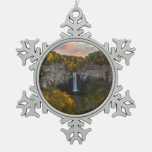 Chutes de Taughannock à l'automne