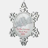 Ornement Flocon De Neige Coeurs graphiques de diamants | notre premier Noël (Vue impression)