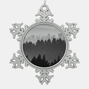 Ornement Flocon De Neige Hazy Forest Hills Paysage noir et blanc Photo